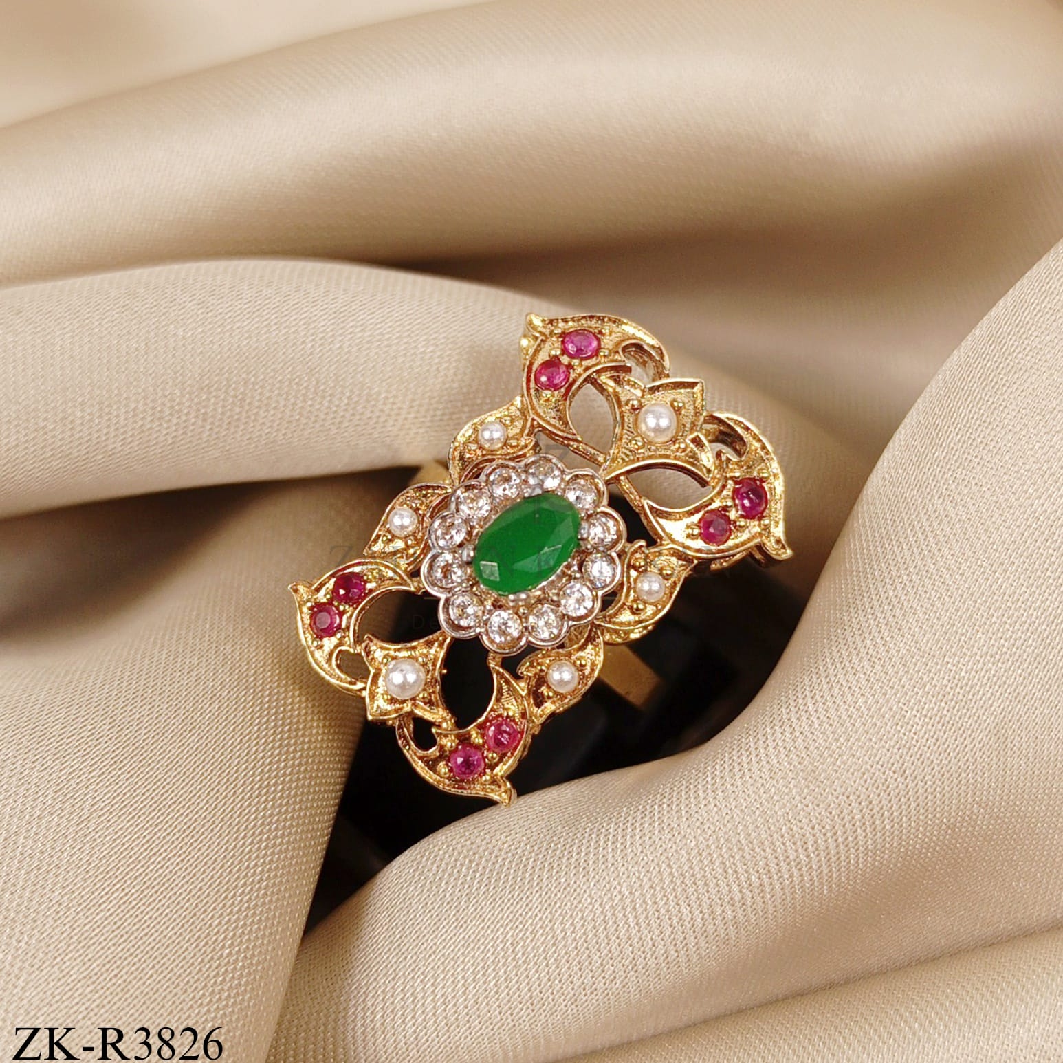 EMERALD FLORA RING