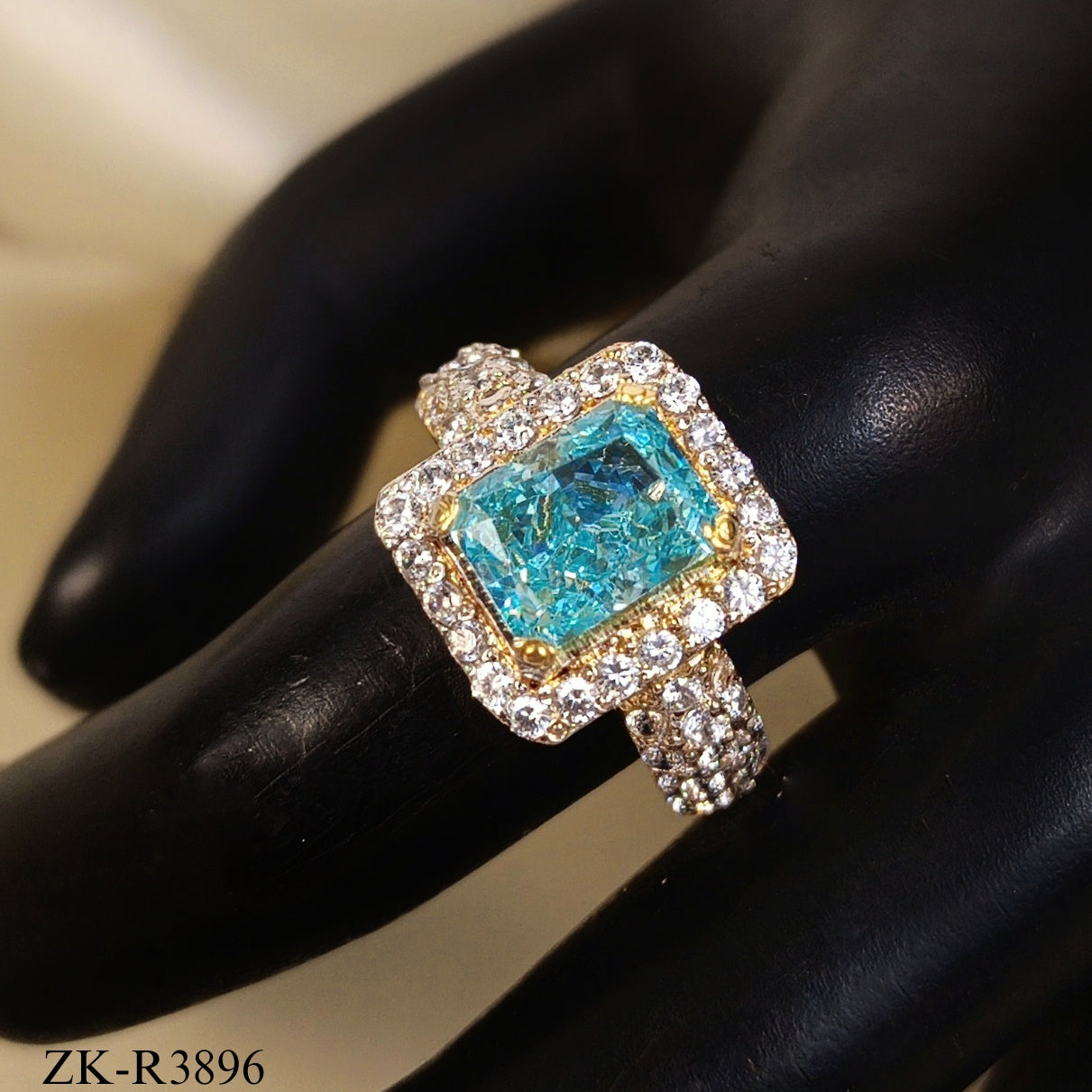 BLUE SQUARE CENTER WITH ZIRCONIAN RING