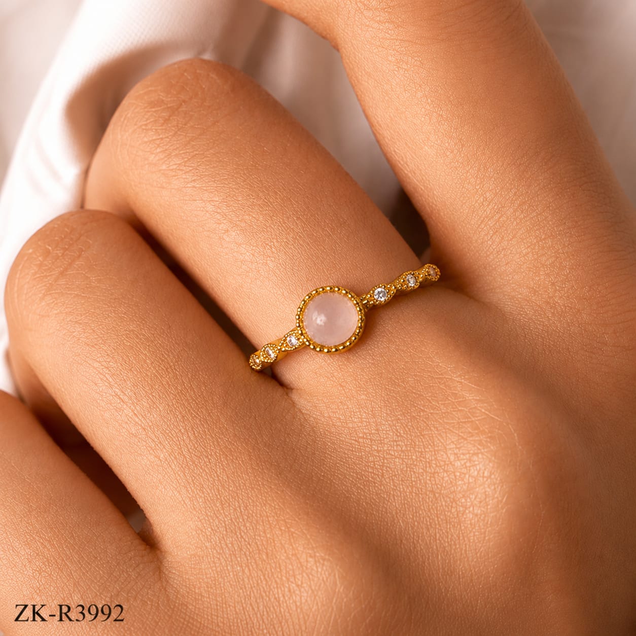 SOFT PINK RING