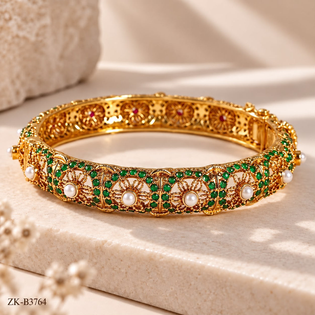 EMERALD BANGLE