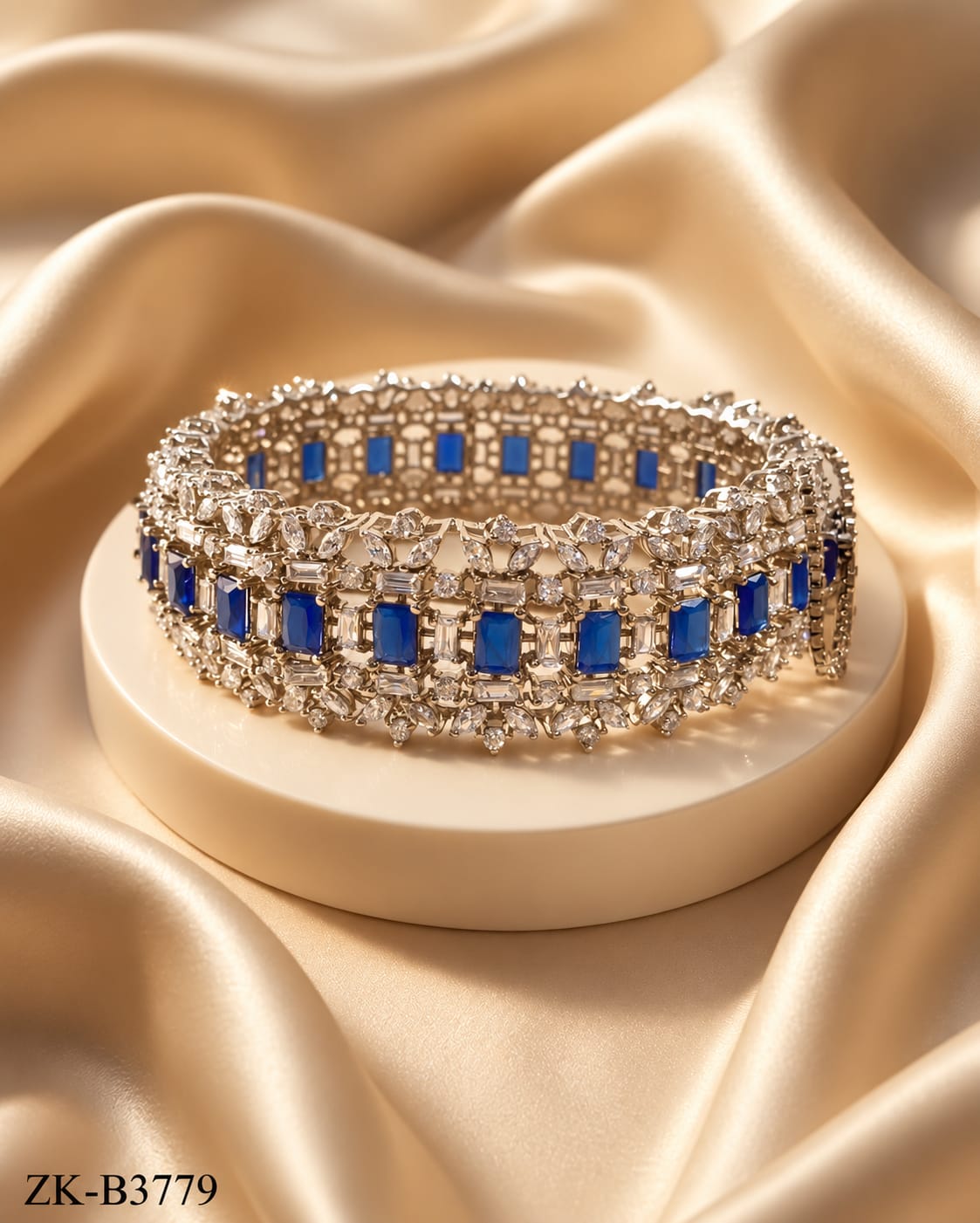 SAPPHIRE BANGLE