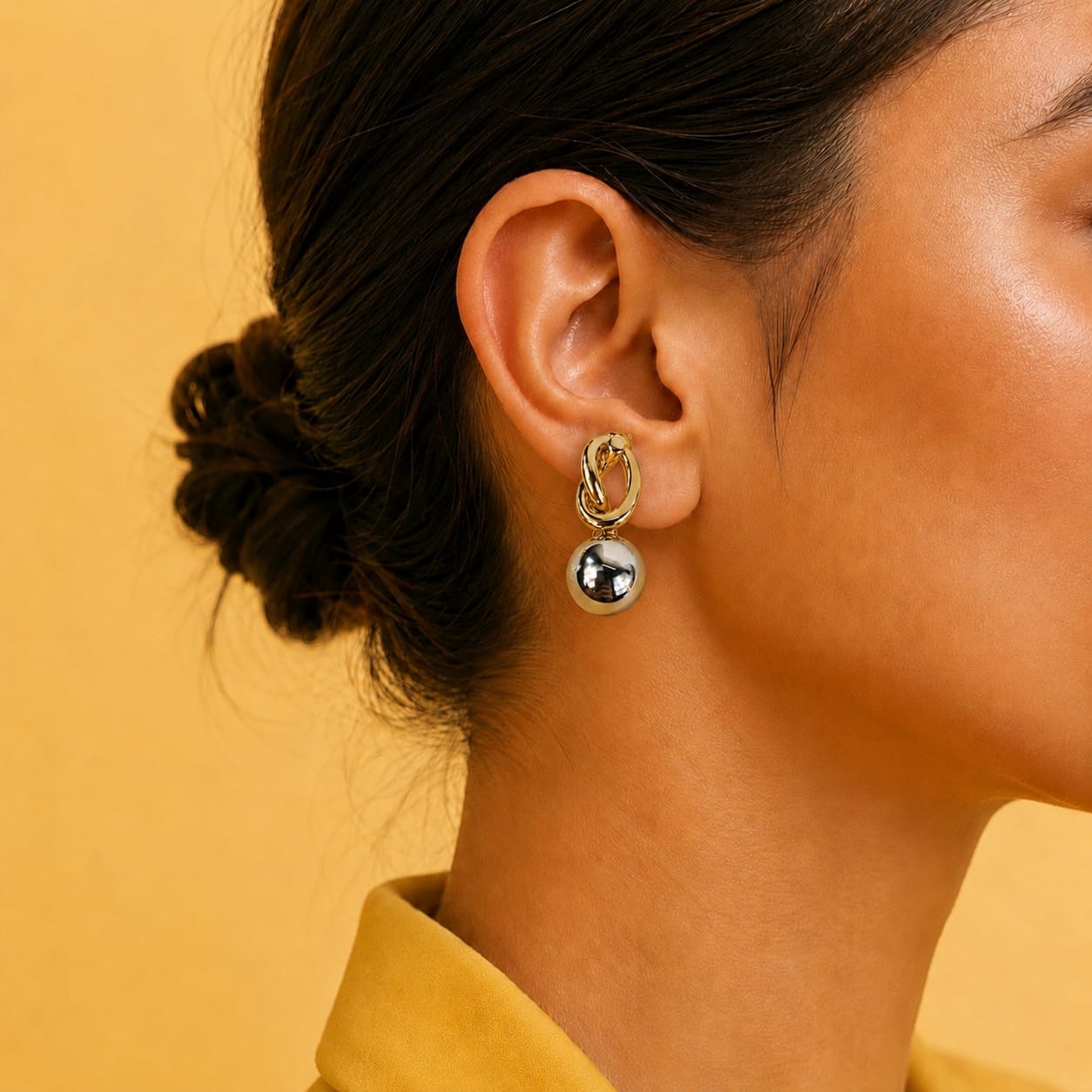 DUAL TONE KNOT EARRINGS