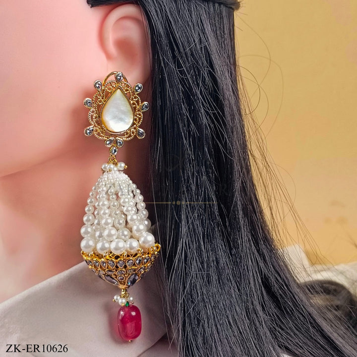 PEARLS EARRINGS