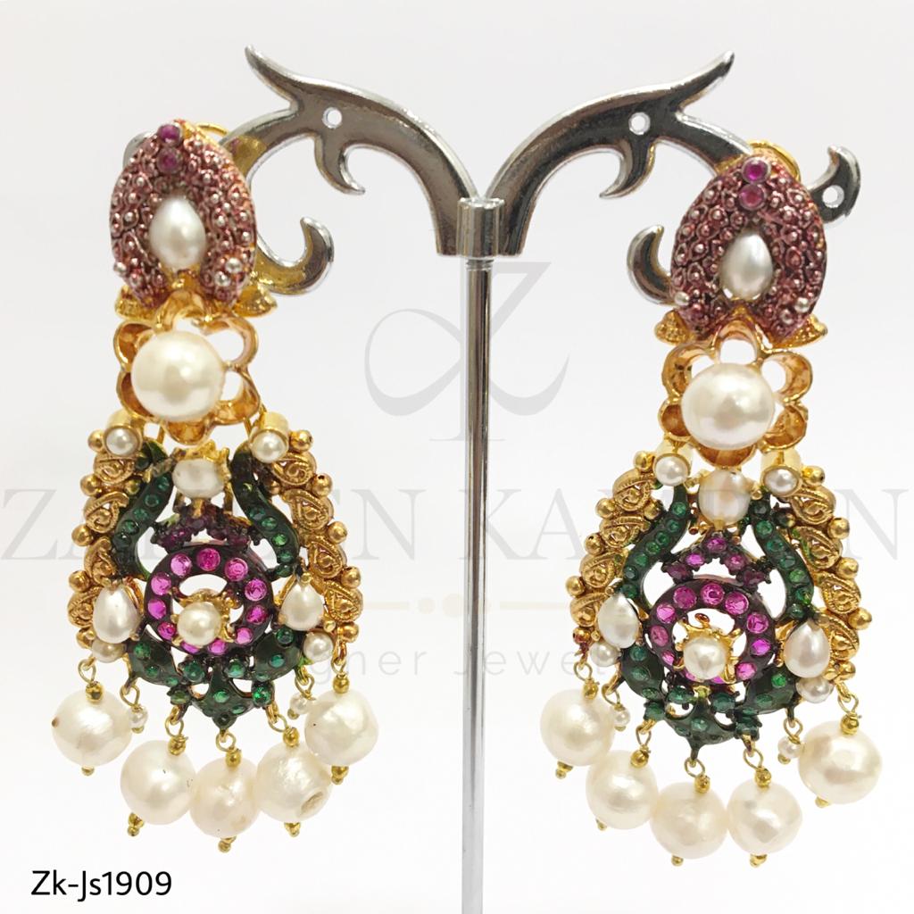 3D Gorgeous Pearls Choker Set