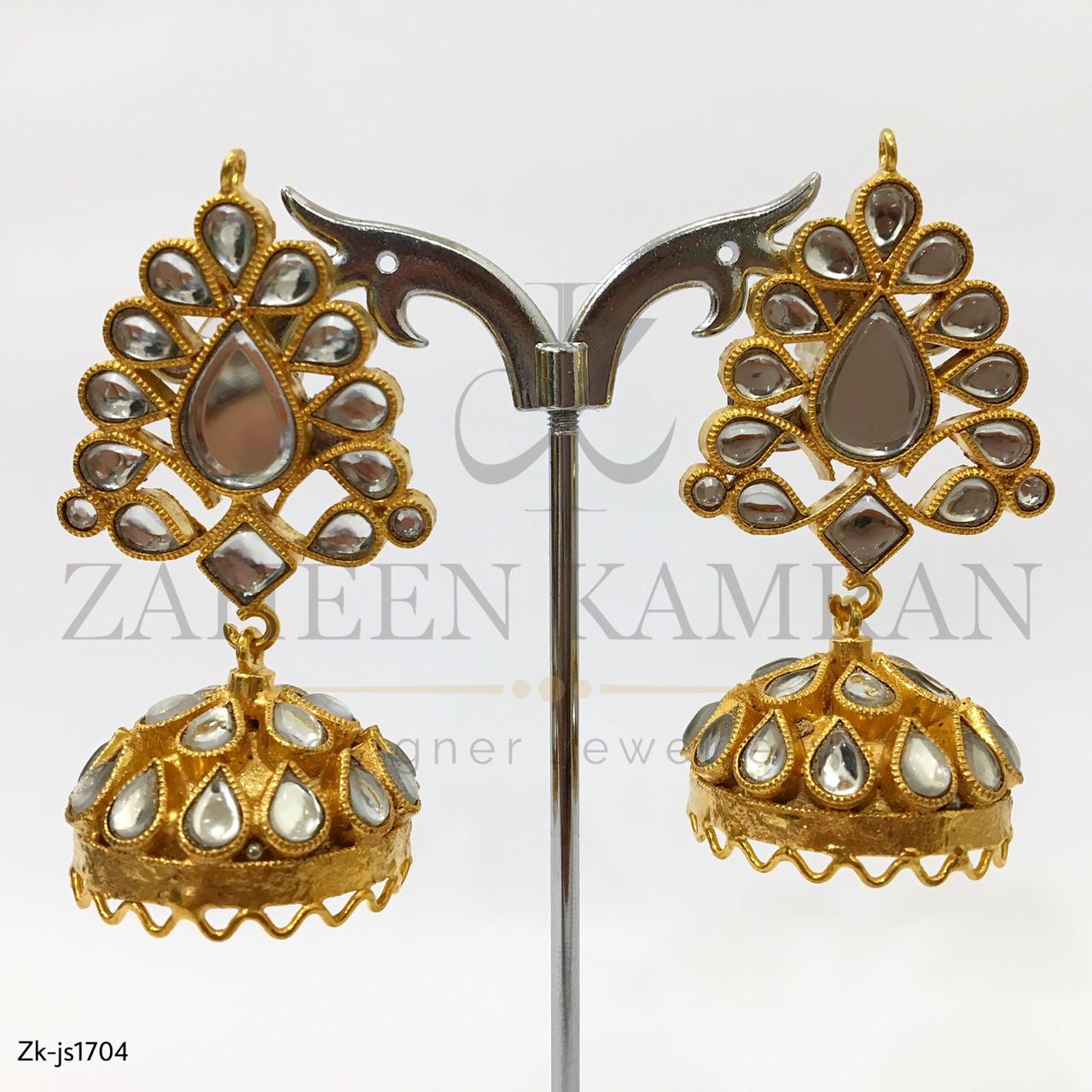 Stunning Kundan Necklace Set