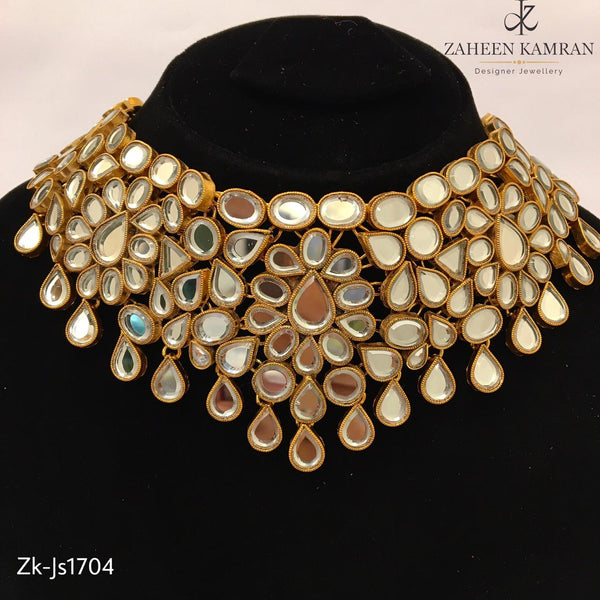 Stunning Kundan Necklace Set