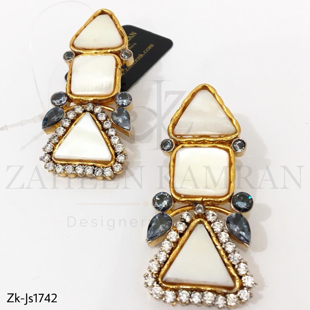 Triangular White Stone Unique Necklace Set