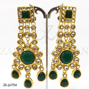 Kundan Adorable Necklace Set