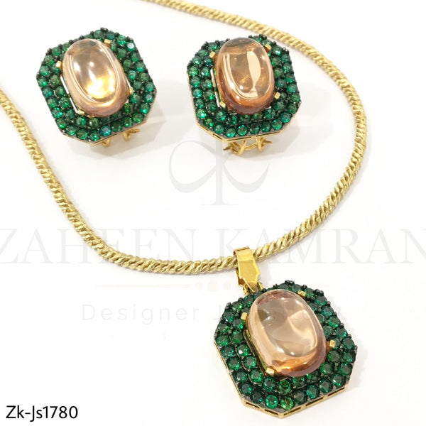 Emerald Necklace Set