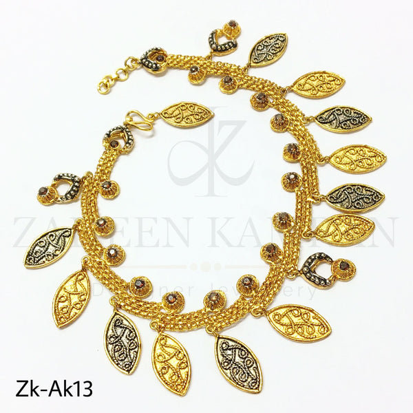 Stylish leaf anklet