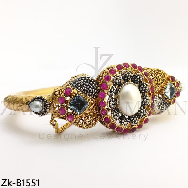 Traditional Craved Bangle