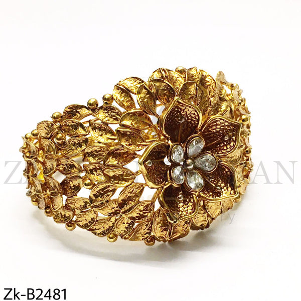 Royal Gold Bangle