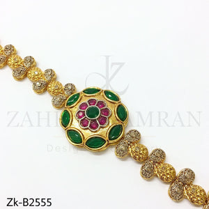 Floral emerald bracelet
