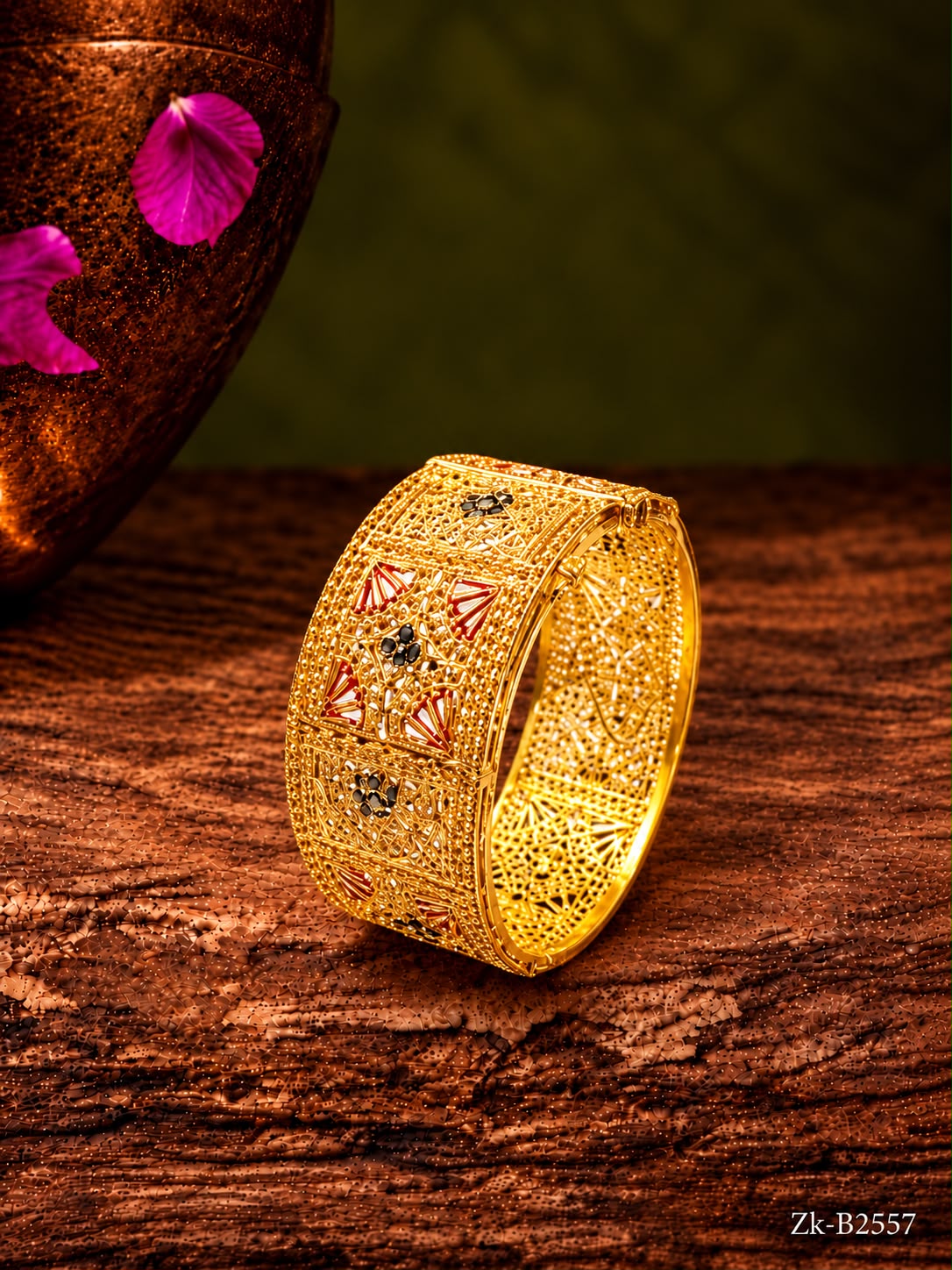 Gold antique bangle