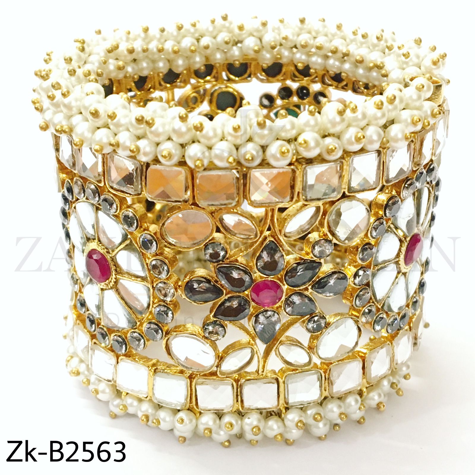 Broad kundan bangle