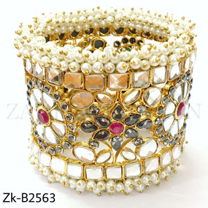 Broad kundan bangle