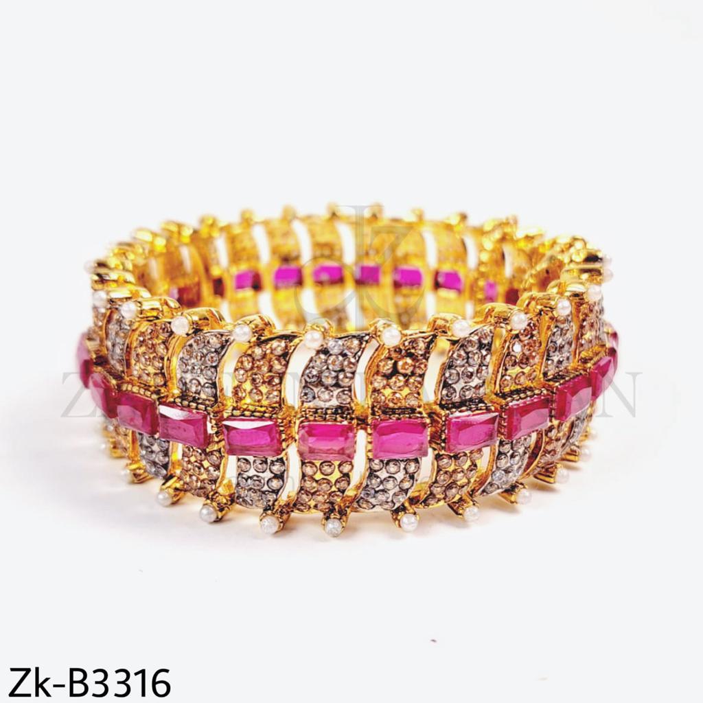 Unique styli bangle.