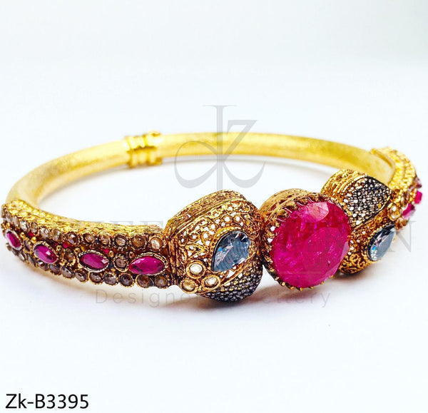 Glam bangle.