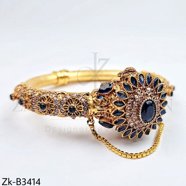 Sapphires floral bangle.