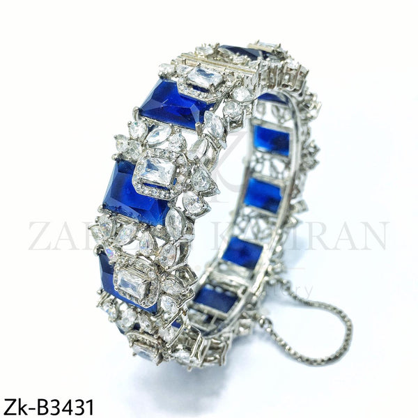 Sapphire silver bangle.