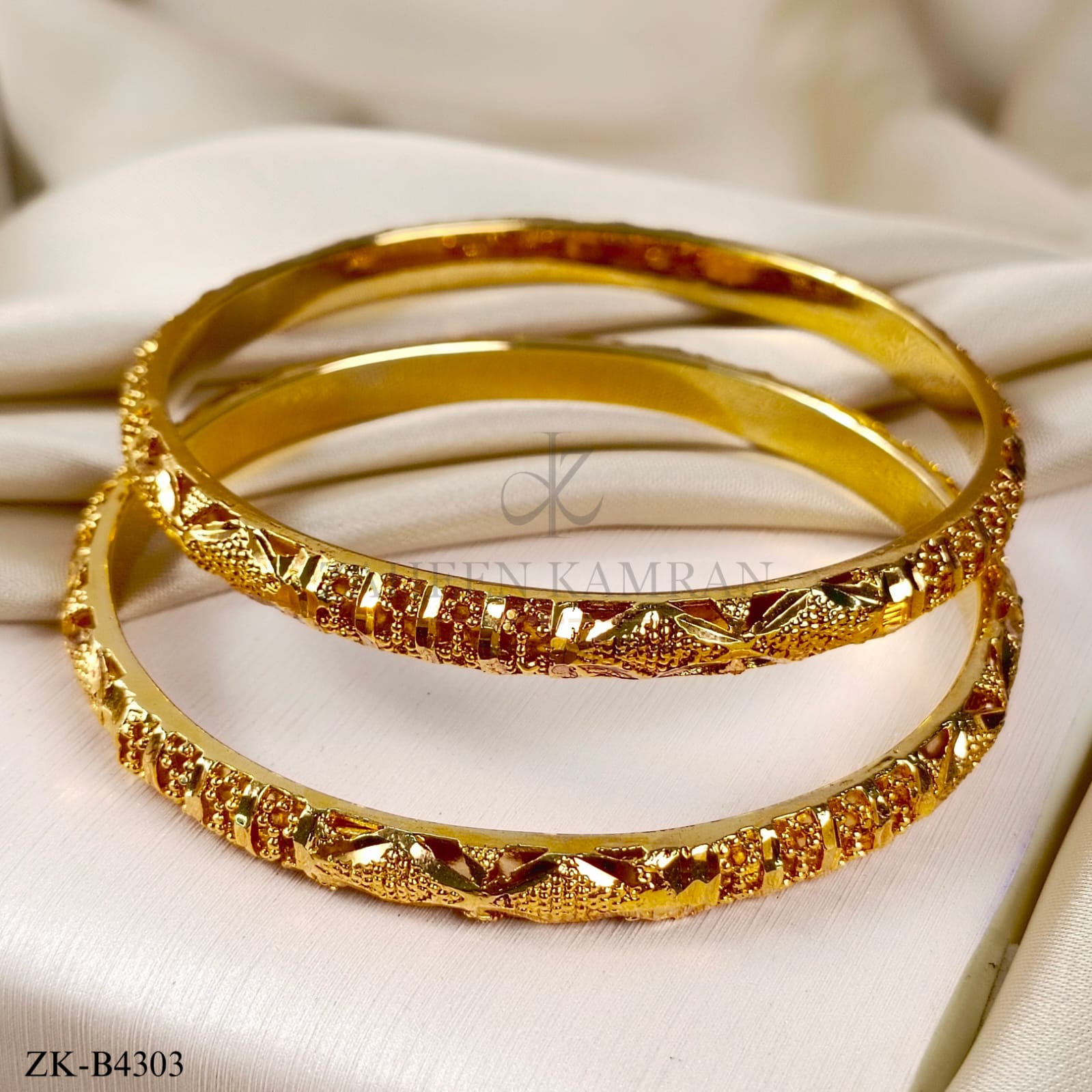 GOLDEN BANGLES