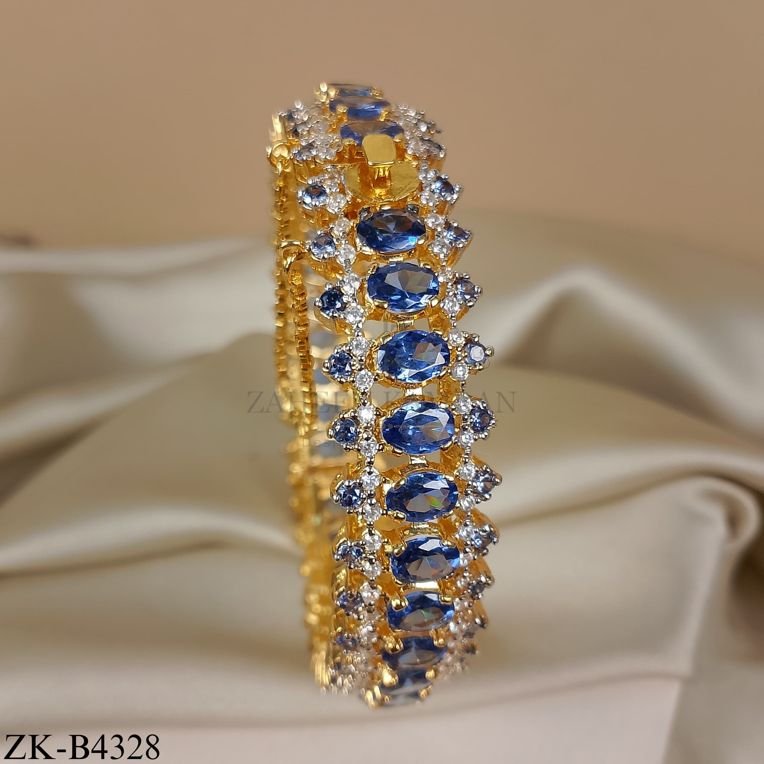 SAPPHIRE BANGLE