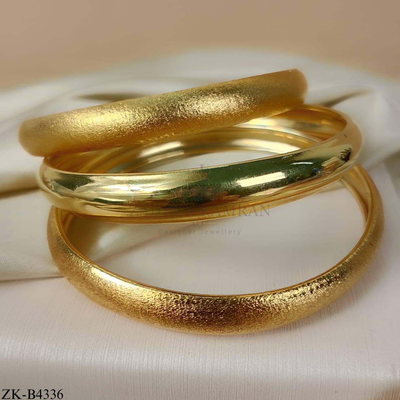 GOLDEN BANGLES