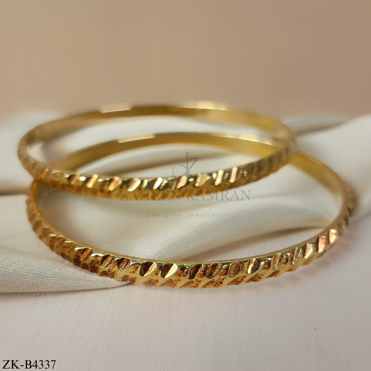 GOLDEN BANGLES