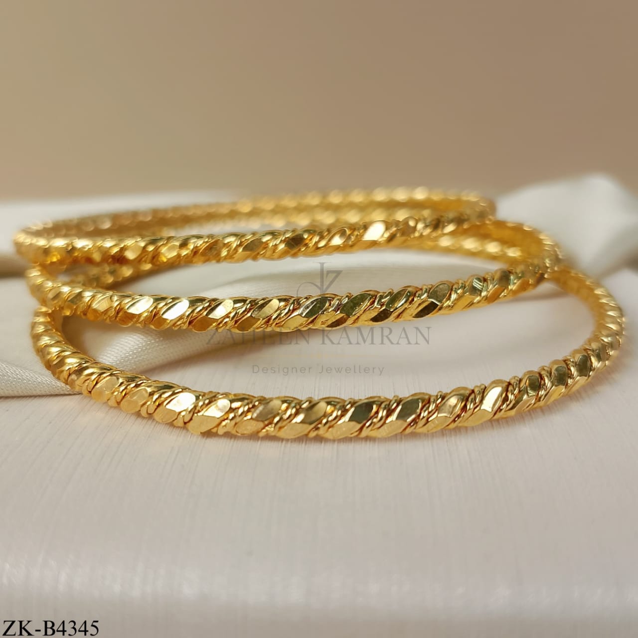 GOLDEN BANGLES