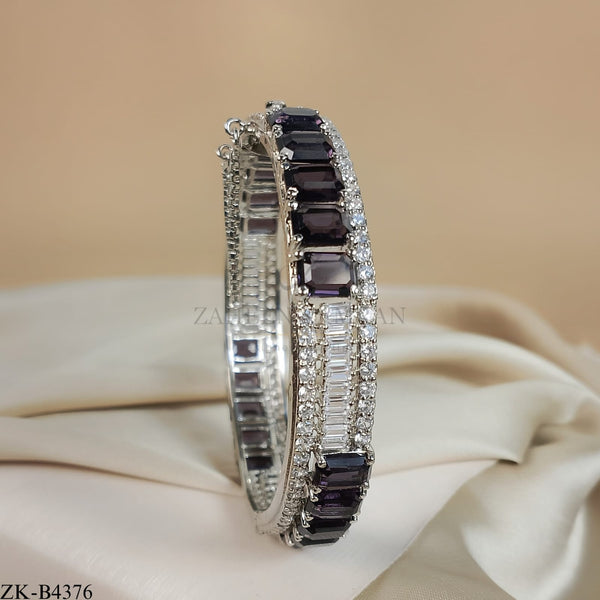 BLACK ONYX BANGLE
