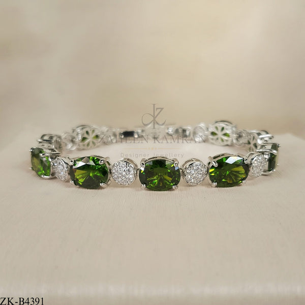 OVATE EMERALD BRACELET