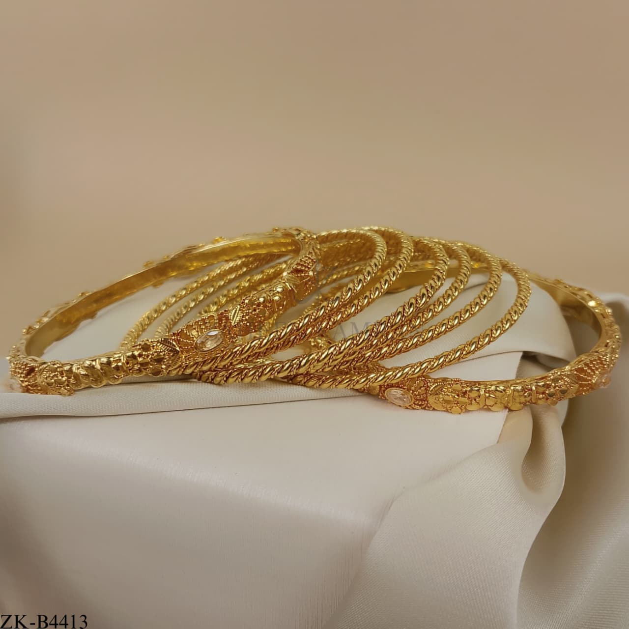 GOLDEN CHAMPAGNE BANGLES