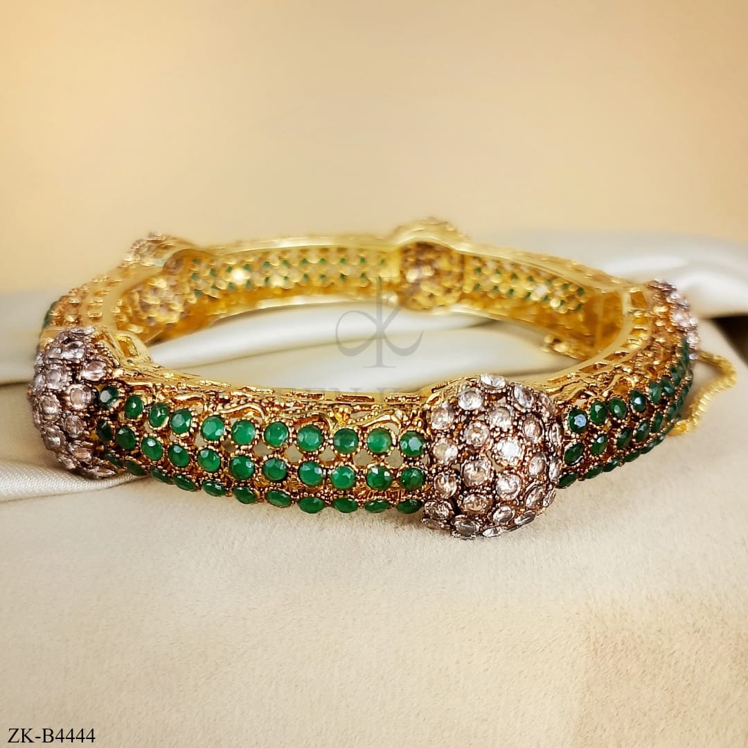 EMERALD BANGLE