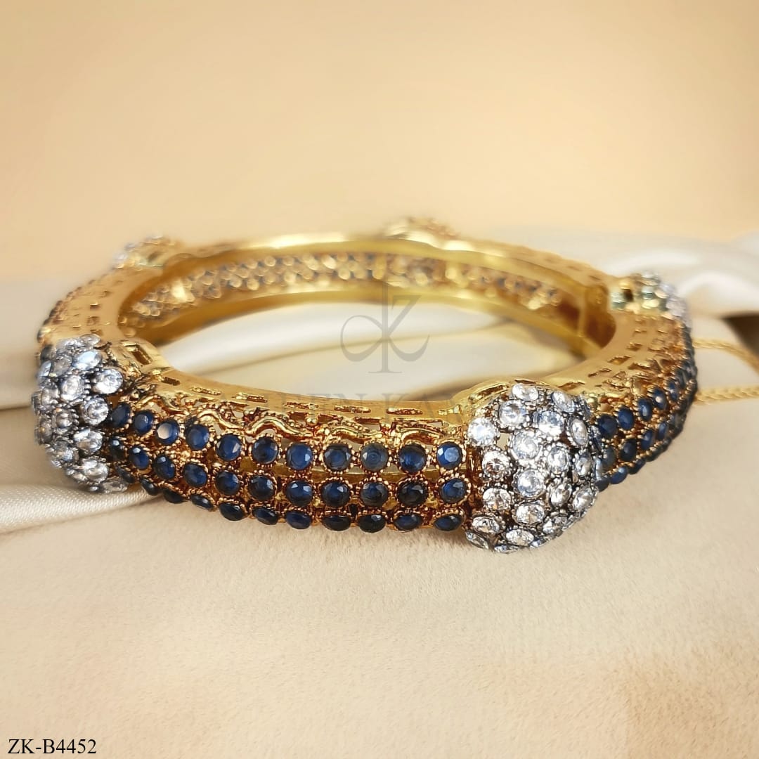 SAPPHIRE BANGLE