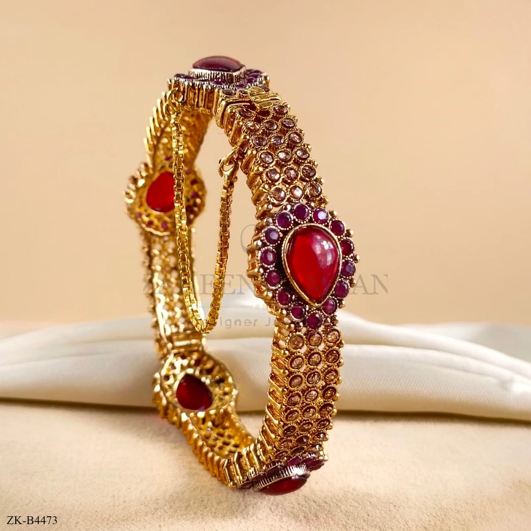GARNET BANGLE