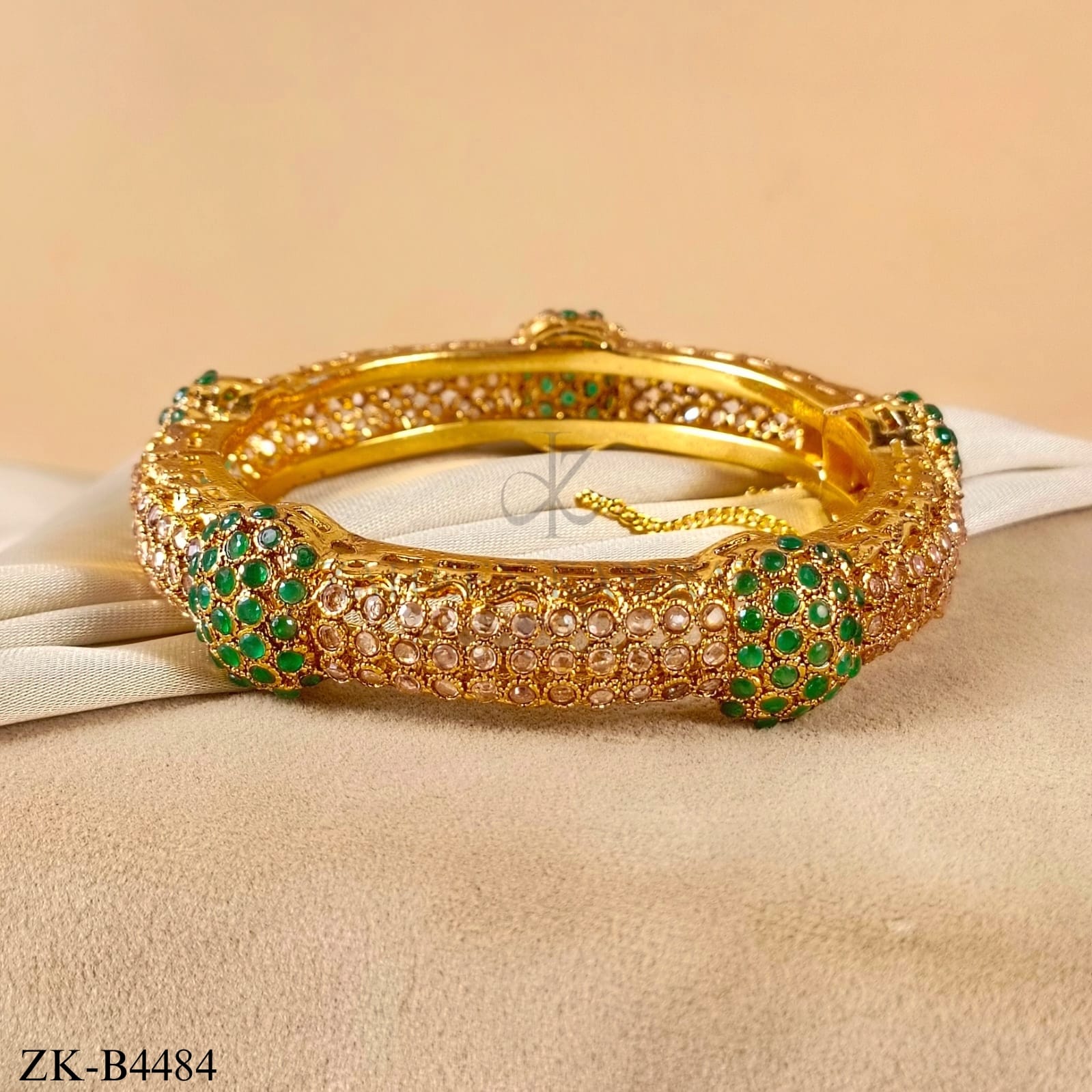 EMERALD BANGLE