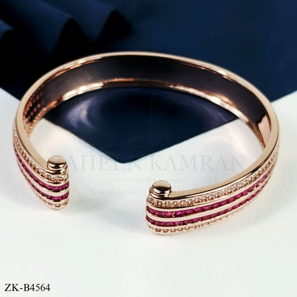 ANTIQUE BANGLE