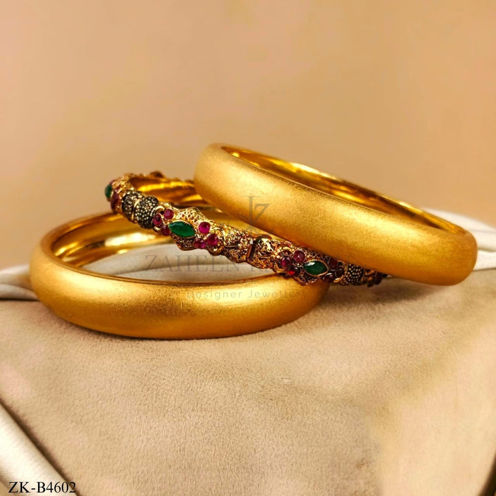 EMERALD BANGLES