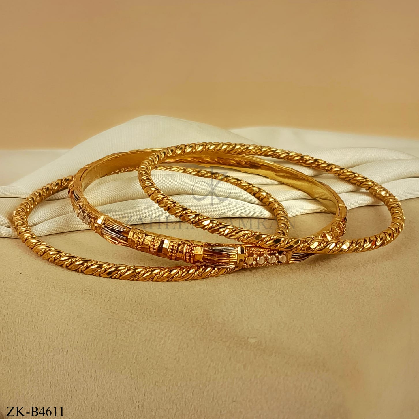 GOLDEN BANGLES