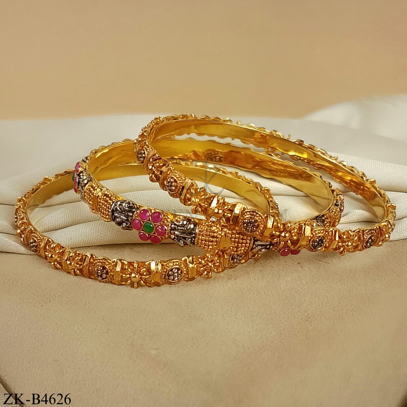 FLORAL BANGLES