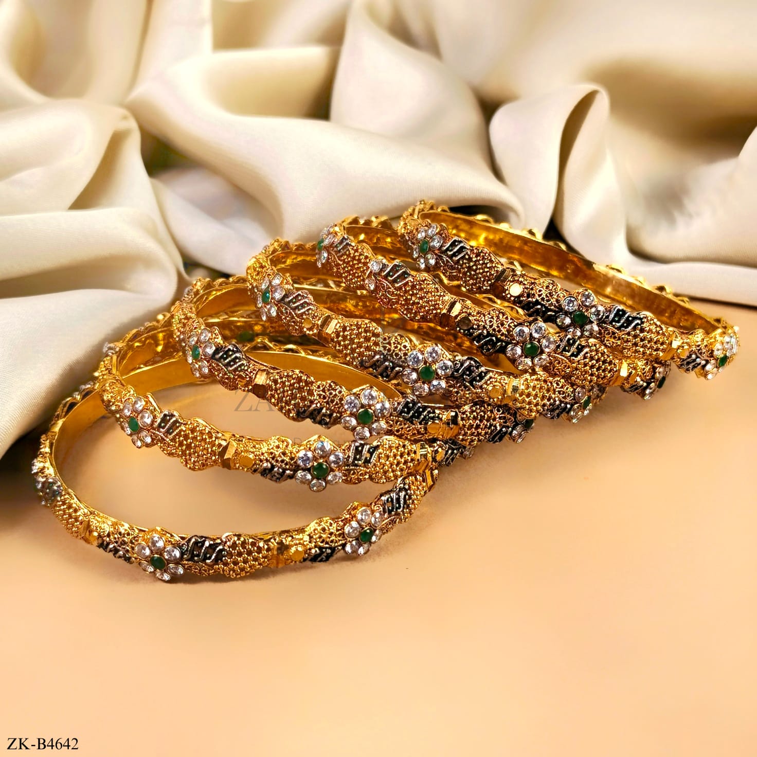 ANTIQUE FLORET BANGLES