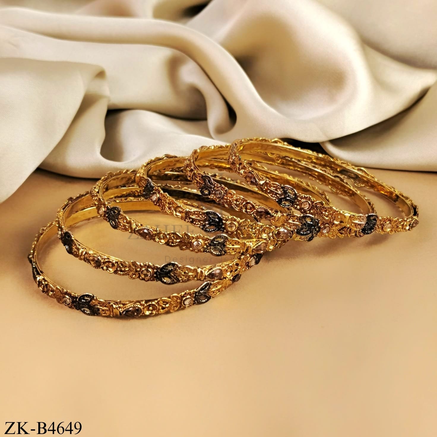 COFFEE STONES BANGLES