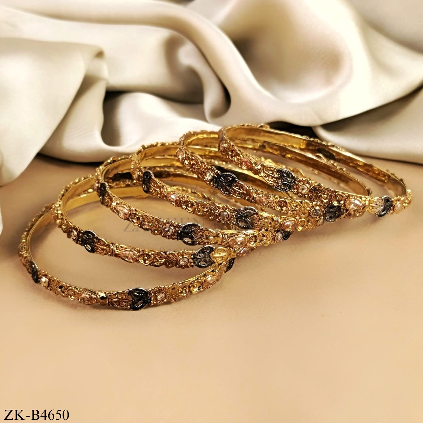 POLKI BANGLES