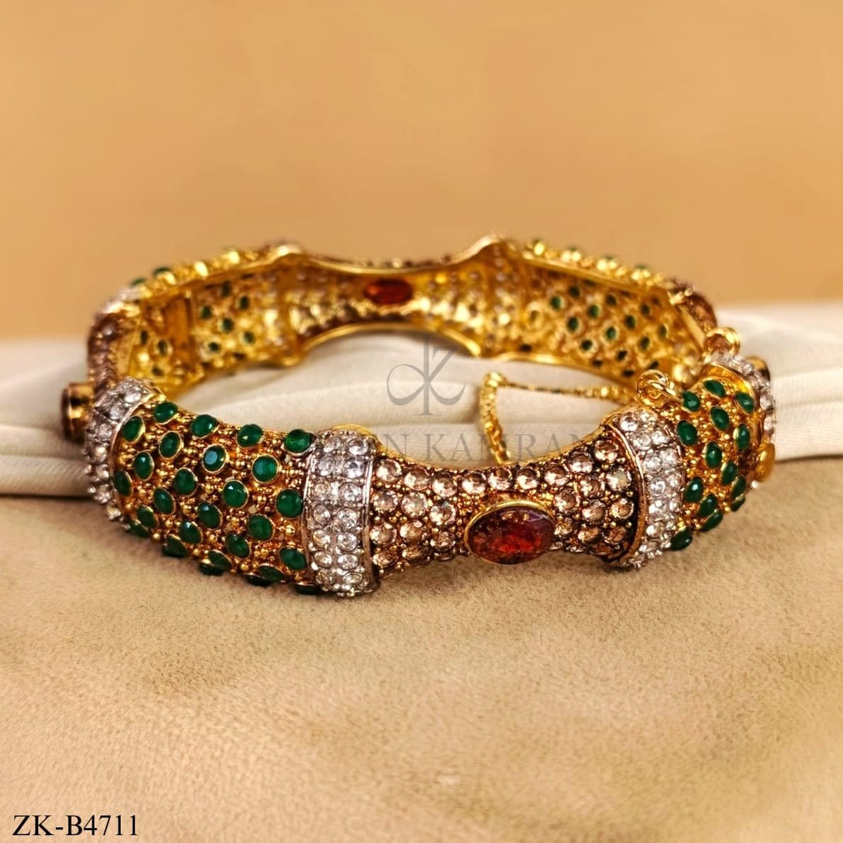 EMERALD BANGLE