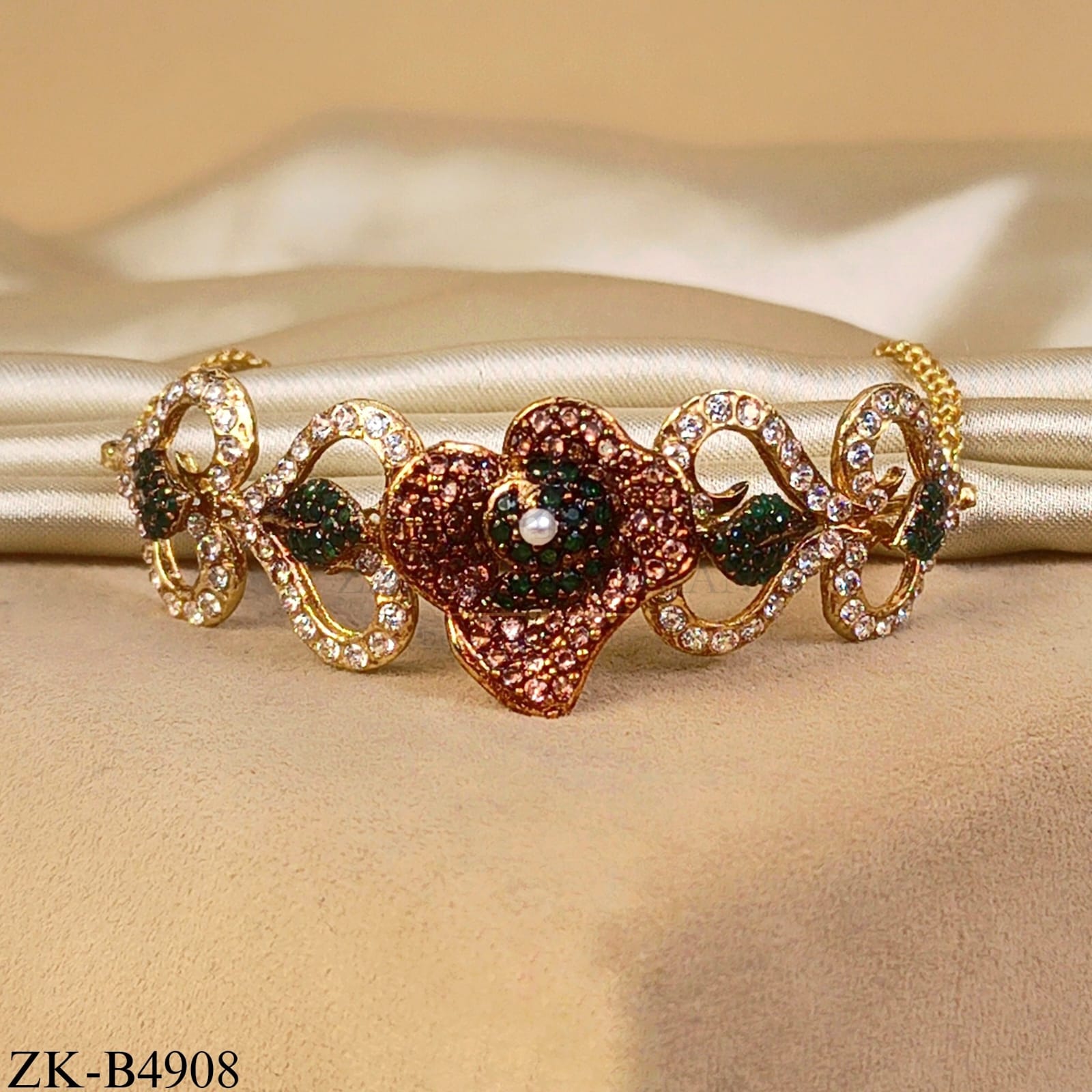 CHAMPAGNE EMERALD VINE BRACELET