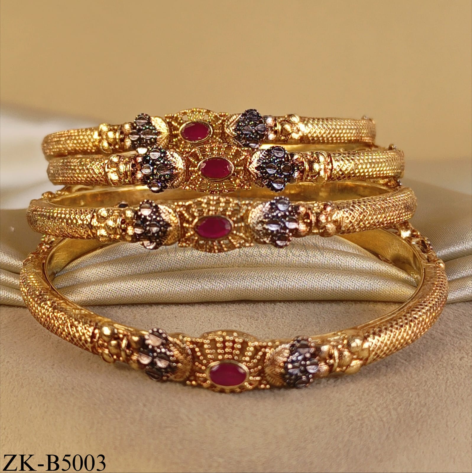 RUBY FLORAL BANGLES