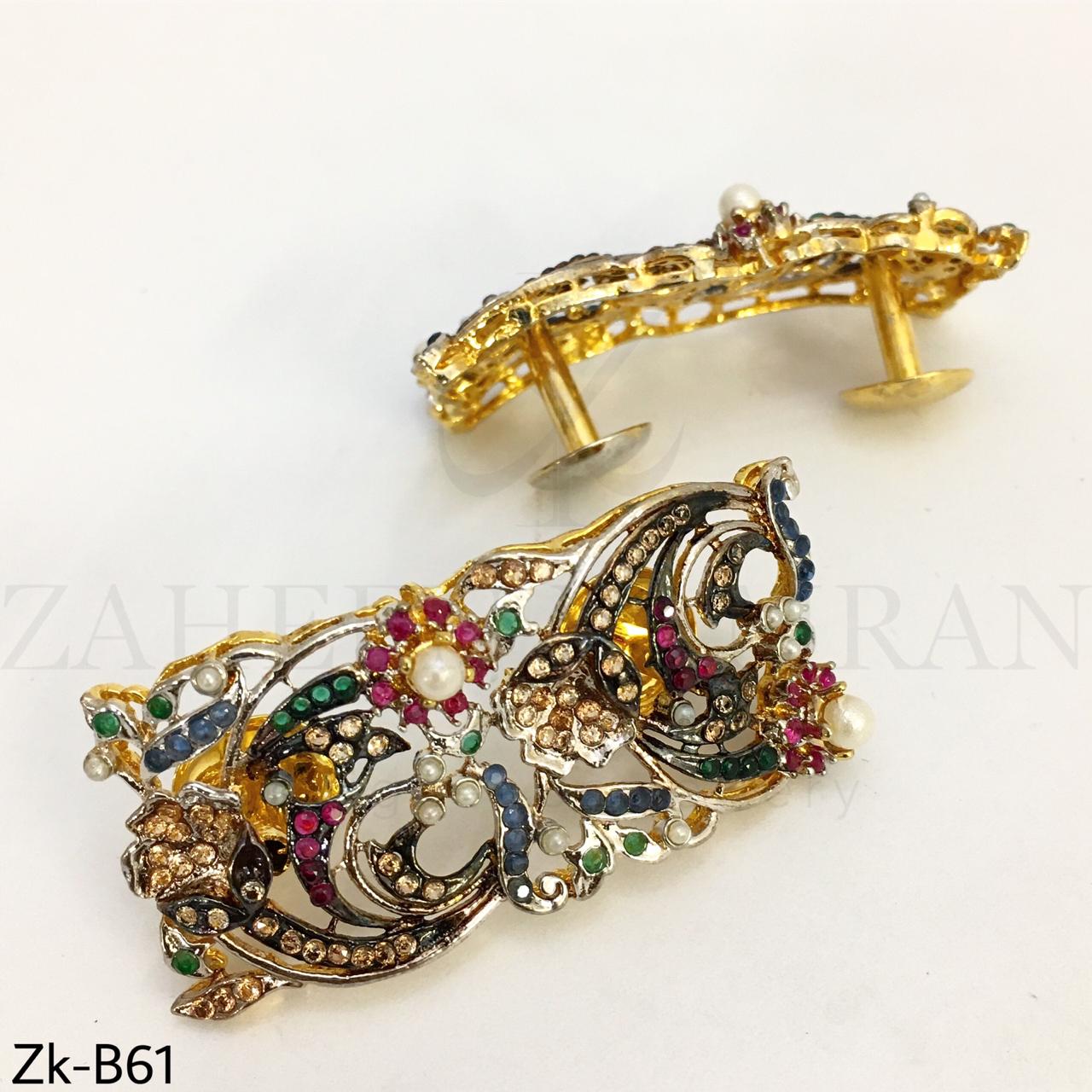 Stylish pair of buttons