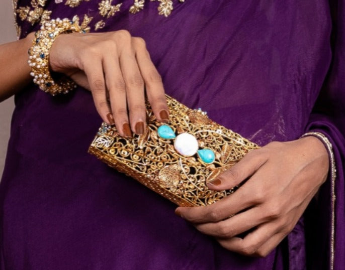 3D signature clutch