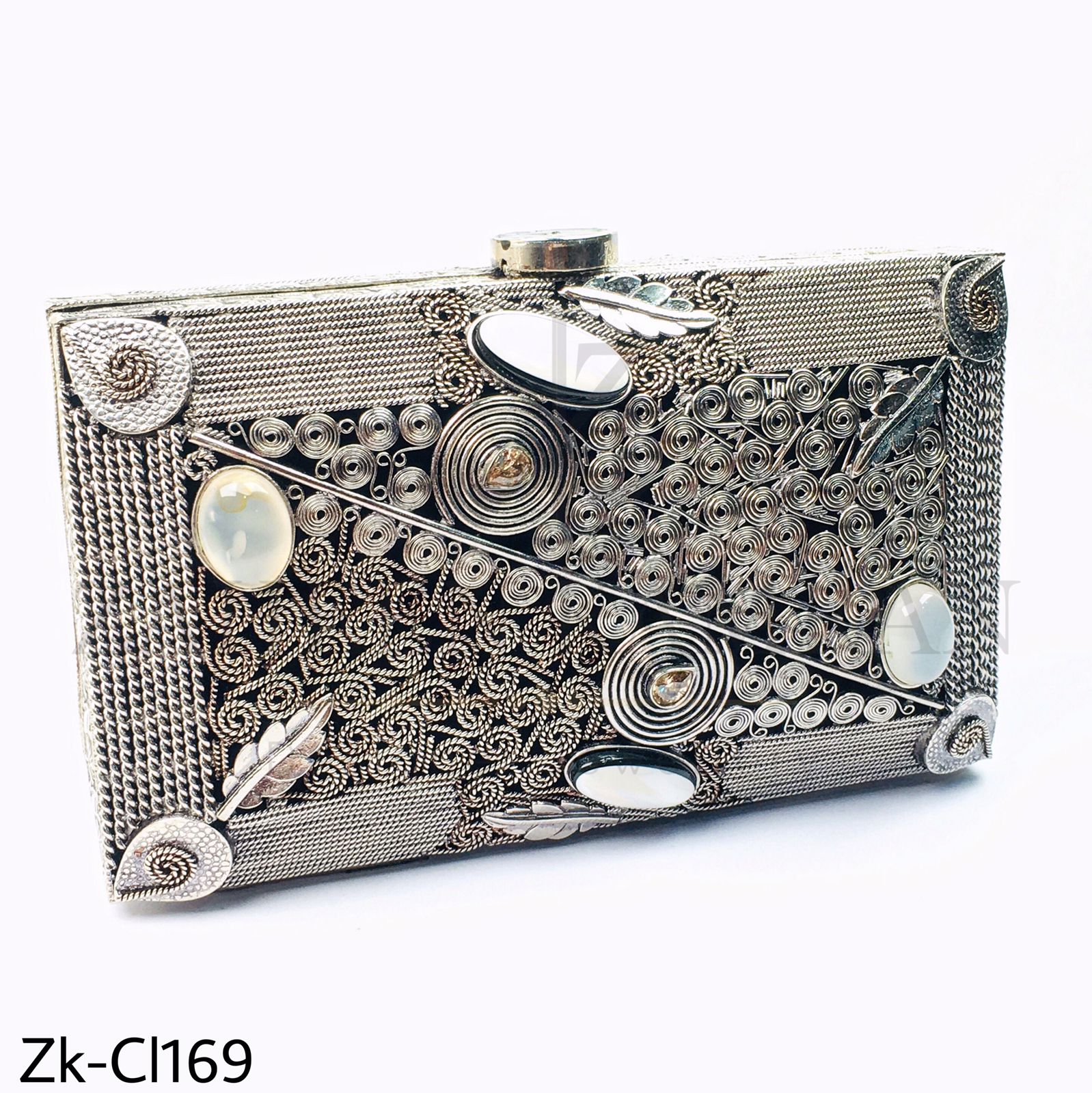 Glidden silver clutch.