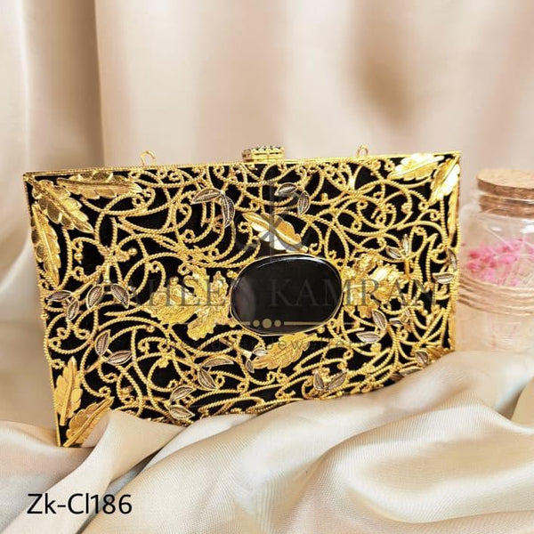 CARIA CLUTCH